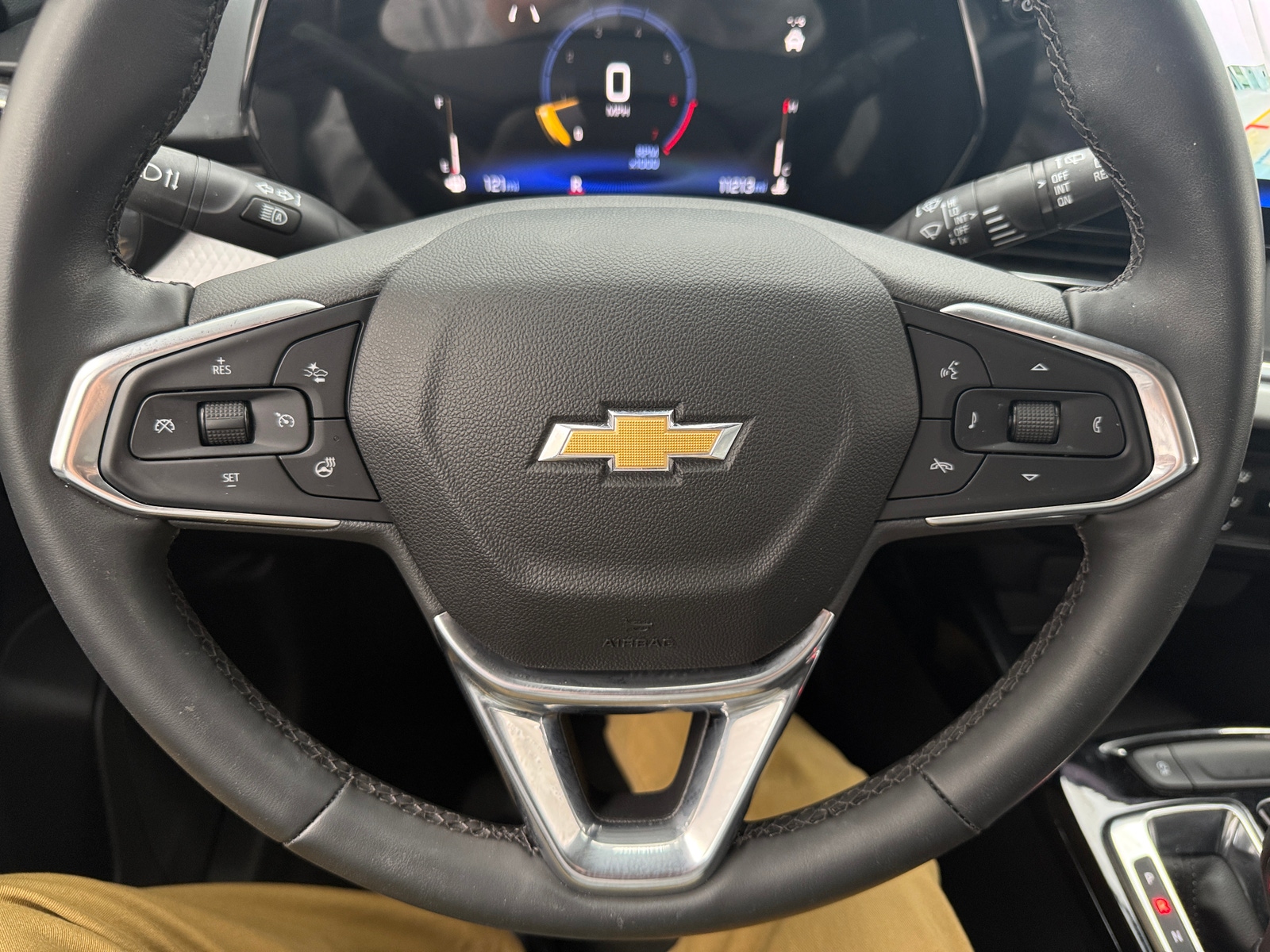 Thumbnail: 2025 Chevrolet Trax - 5