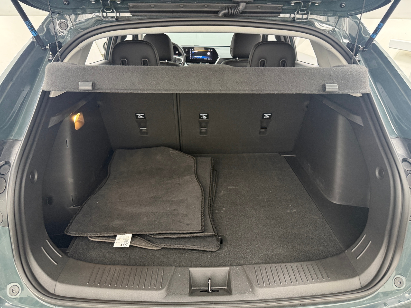 Thumbnail: 2025 Chevrolet Trax - 7