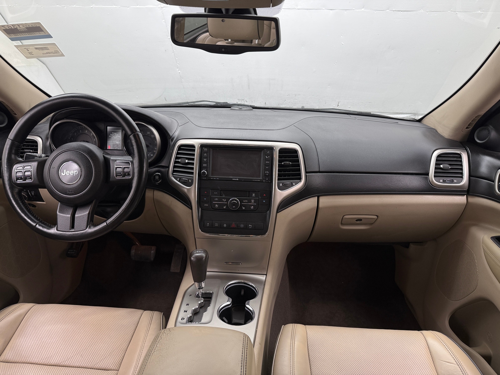 Thumbnail: 2011 Jeep Grand Cherokee - 2