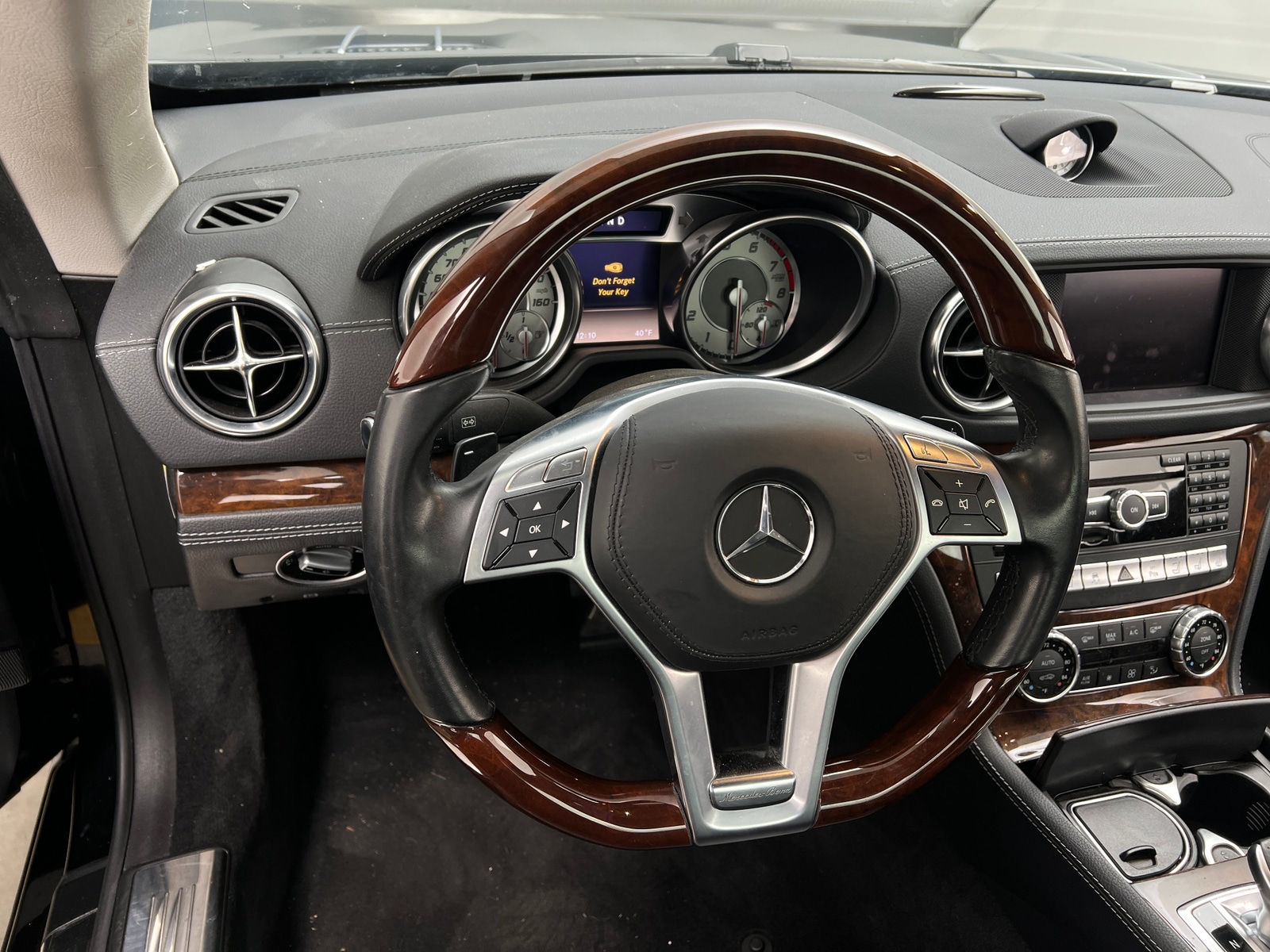 Thumbnail: 2013 Mercedes-Benz SL-Class - 4