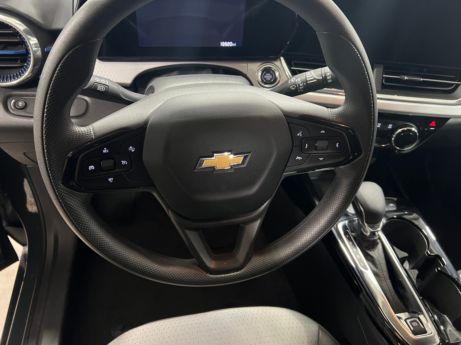 Thumbnail: 2025 Chevrolet Trax - 5