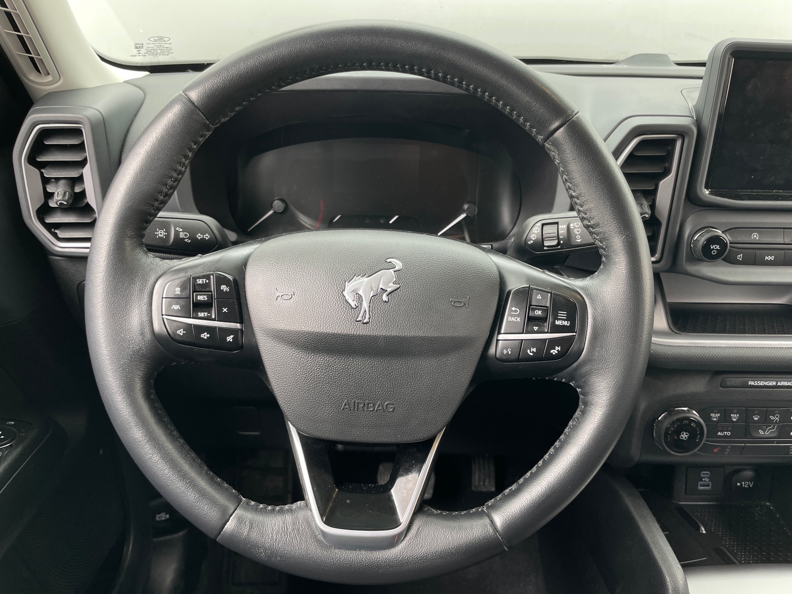 Thumbnail: 2022 Ford Bronco Sport - 5