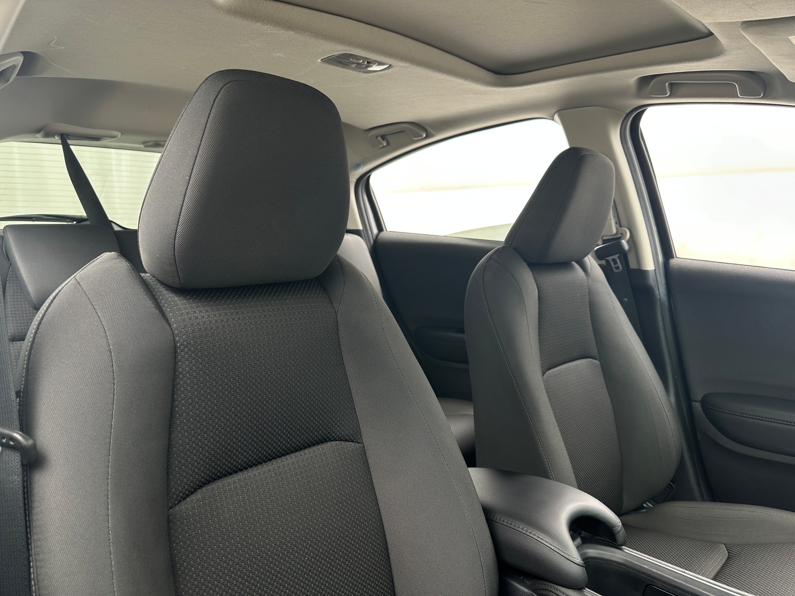 Thumbnail: 2022 Honda HR-V - 2