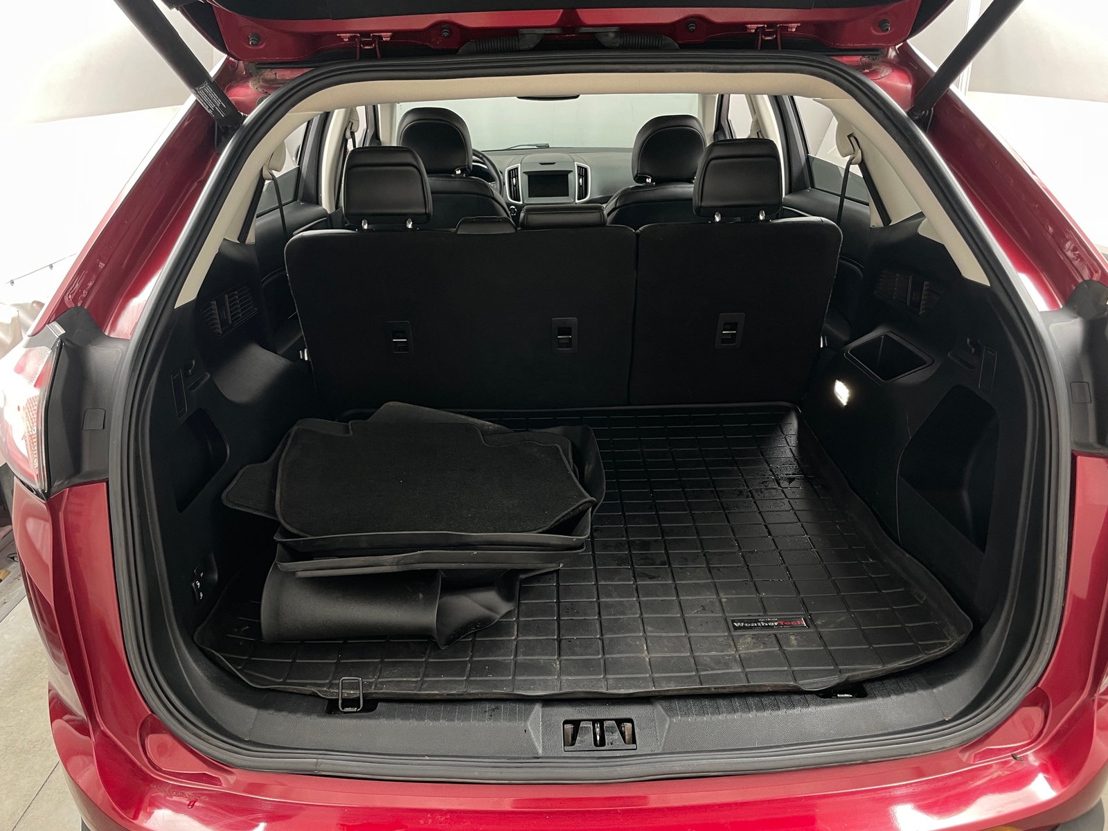 Thumbnail: 2018 Ford Edge - 6