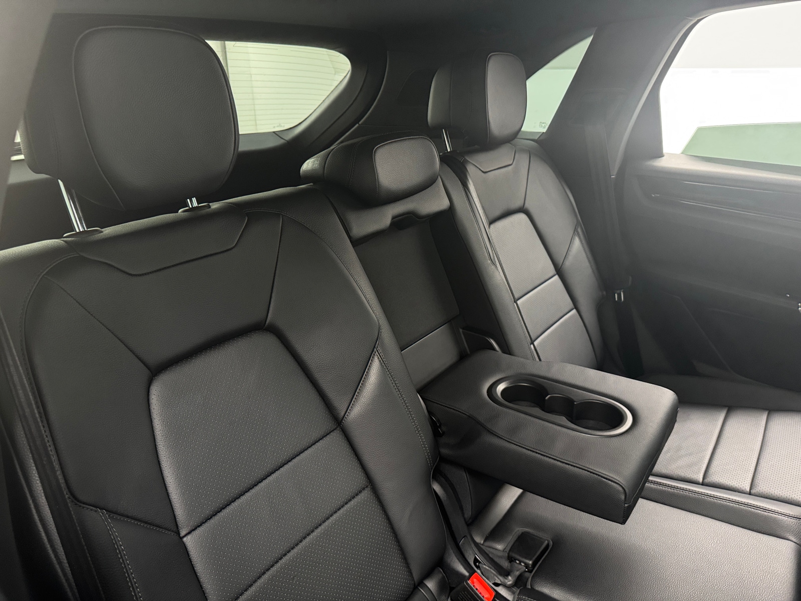 Thumbnail: 2020 Porsche Cayenne - 5