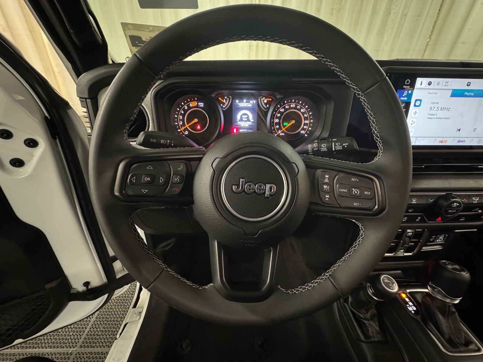 Thumbnail: 2025 Jeep Wrangler - 5