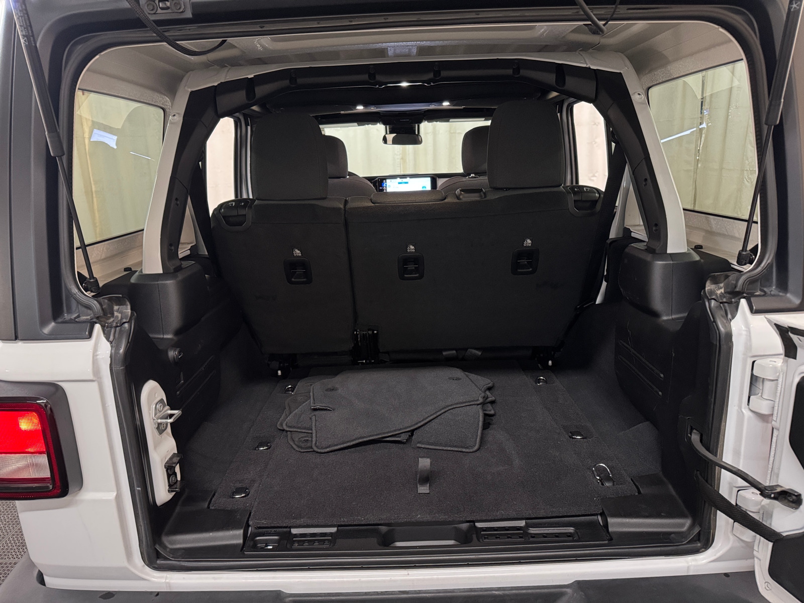 Thumbnail: 2025 Jeep Wrangler - 7