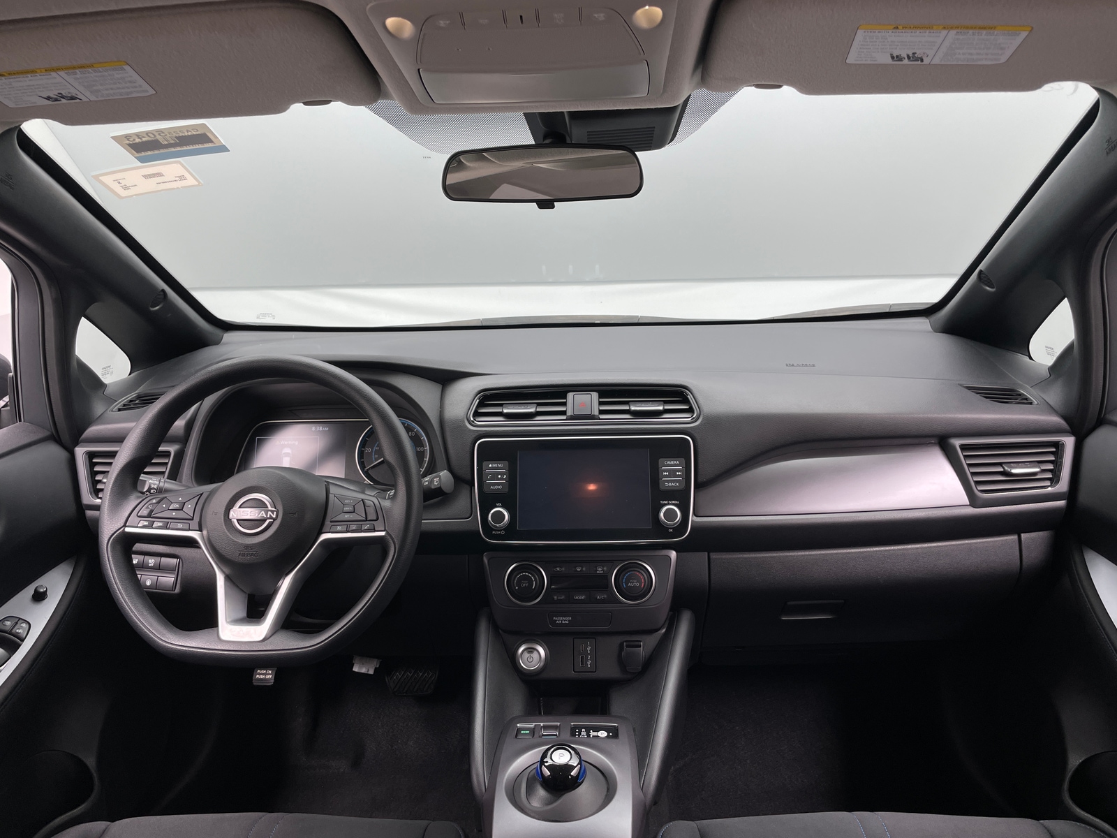 Thumbnail: 2025 Nissan Leaf - 3