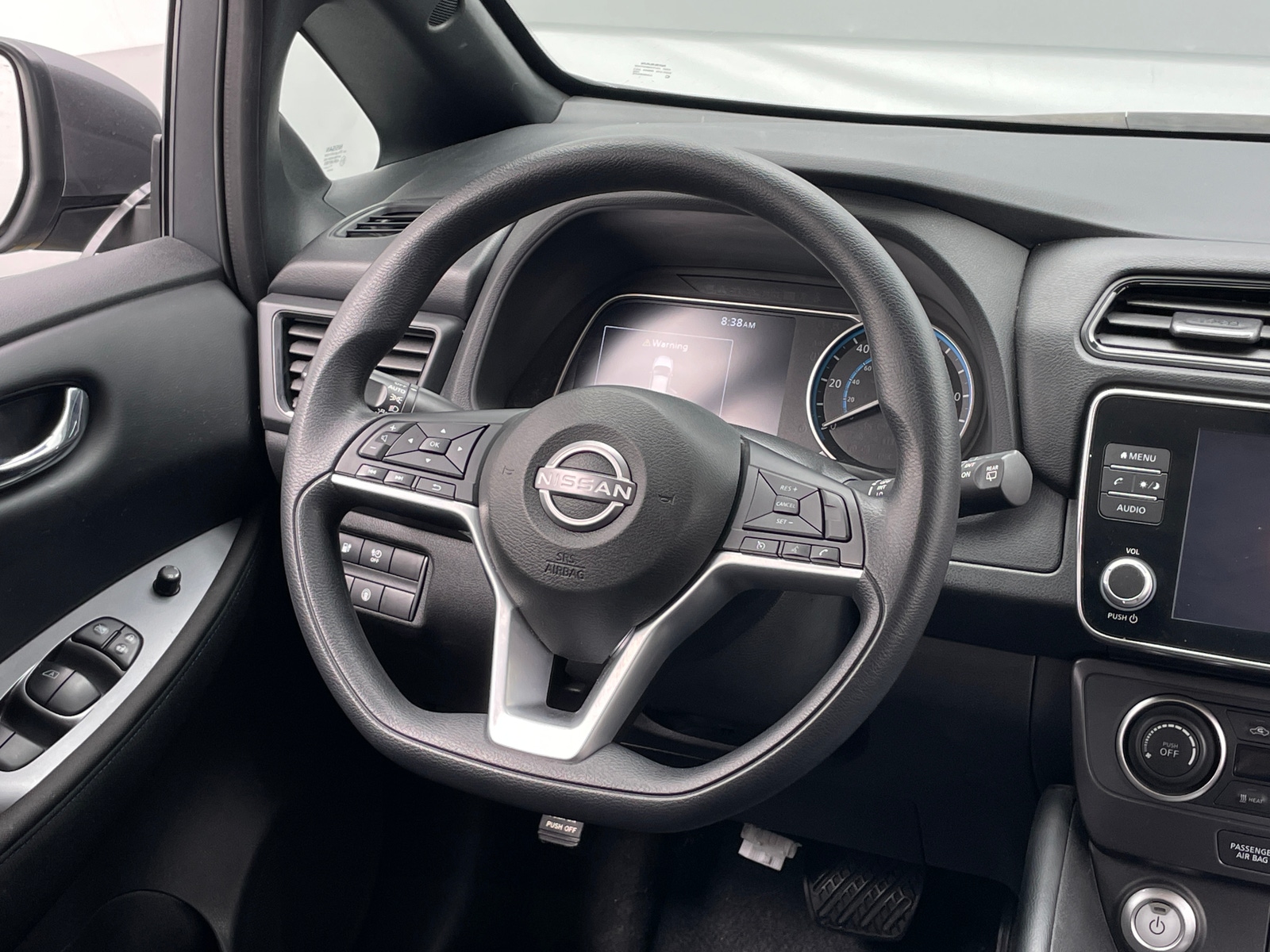 Thumbnail: 2025 Nissan Leaf - 5