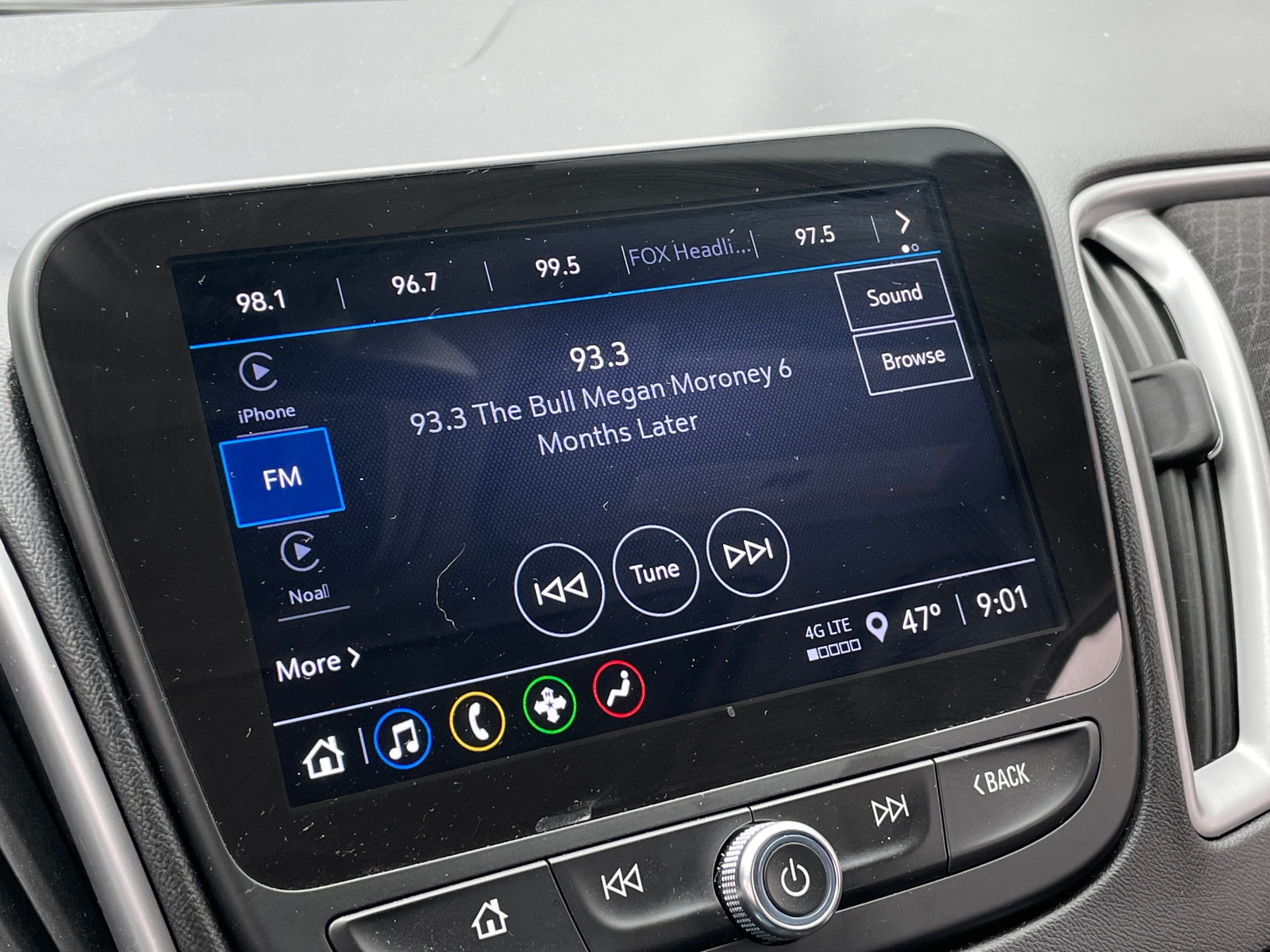 Thumbnail: 2024 Chevrolet Malibu - 4