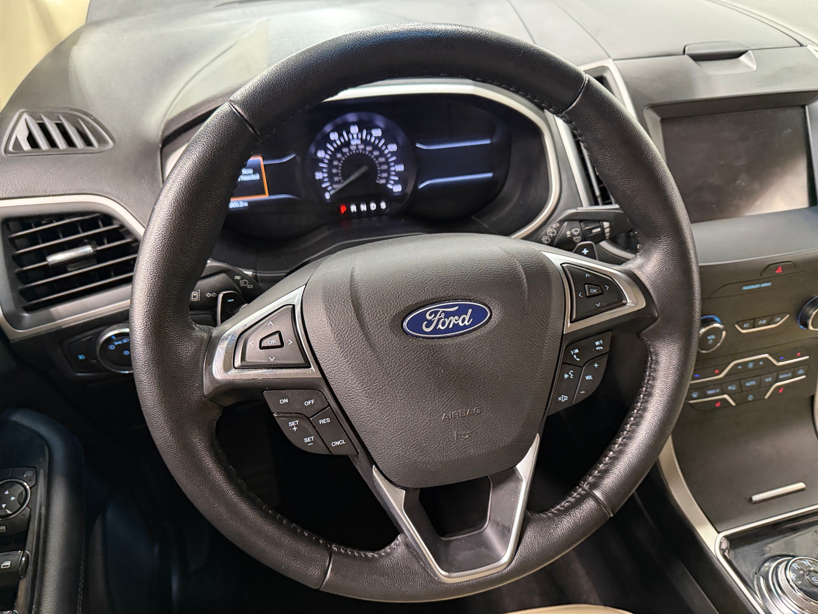 Thumbnail: 2019 Ford Edge - 4