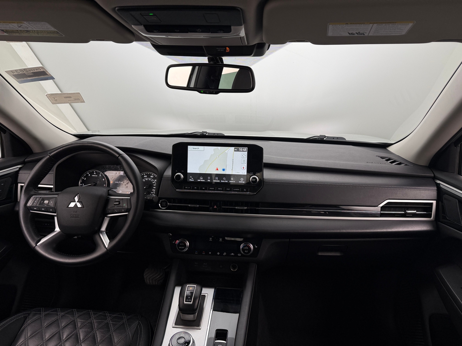 Thumbnail: 2022 Mitsubishi Outlander - 2