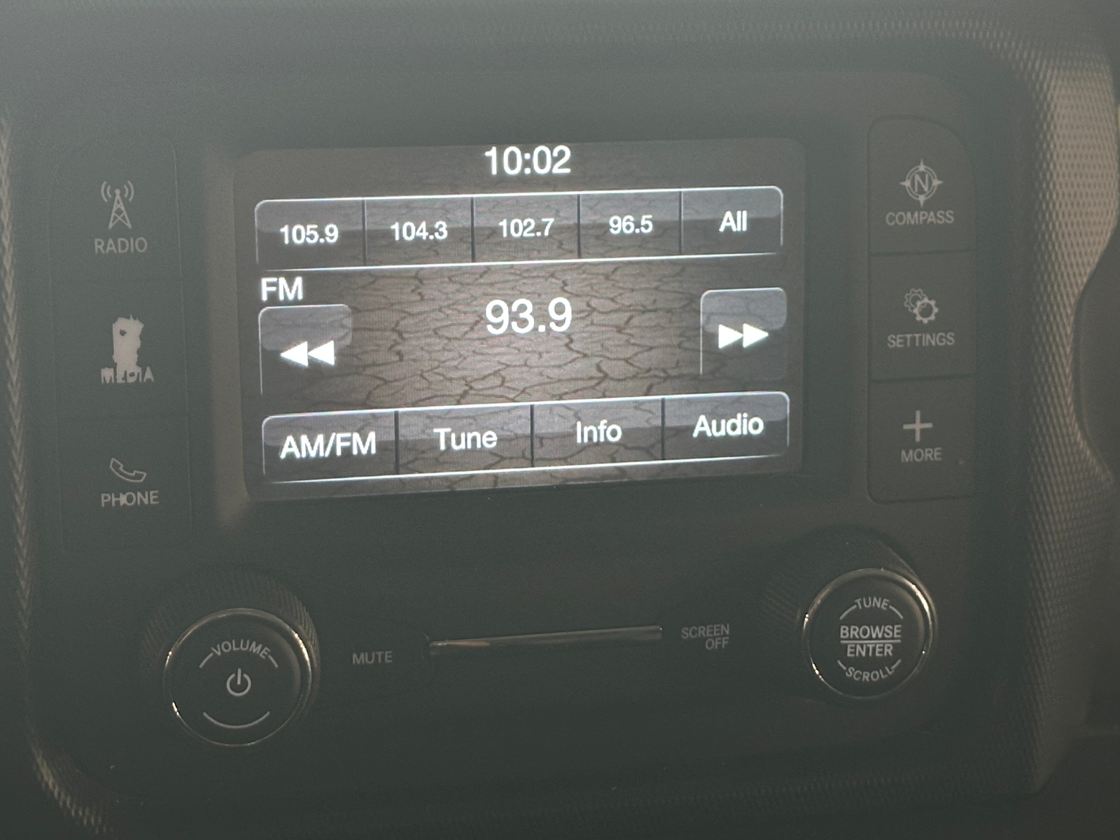 Thumbnail: 2019 Jeep Wrangler - 4