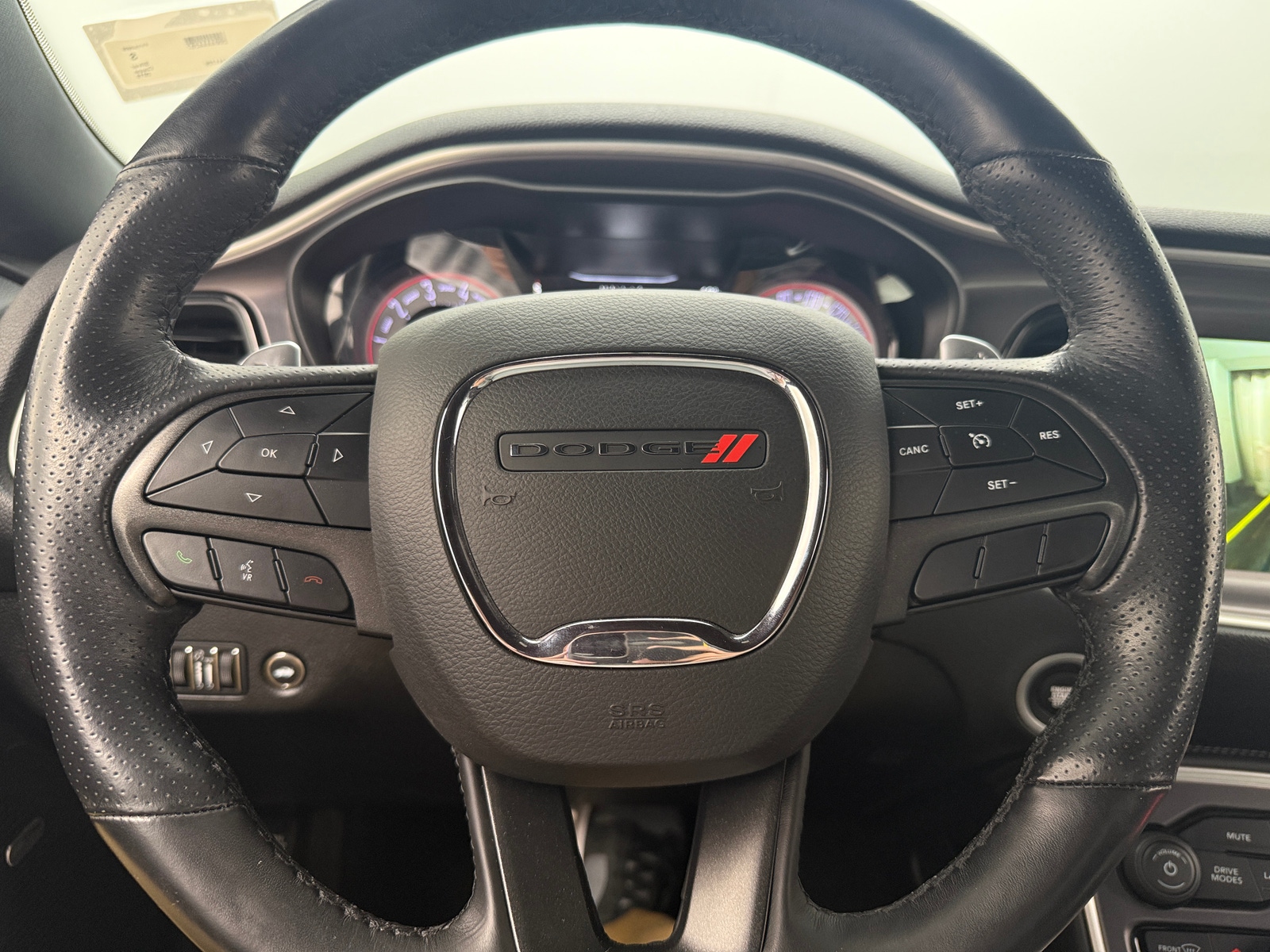 Thumbnail: 2019 Dodge Challenger - 3