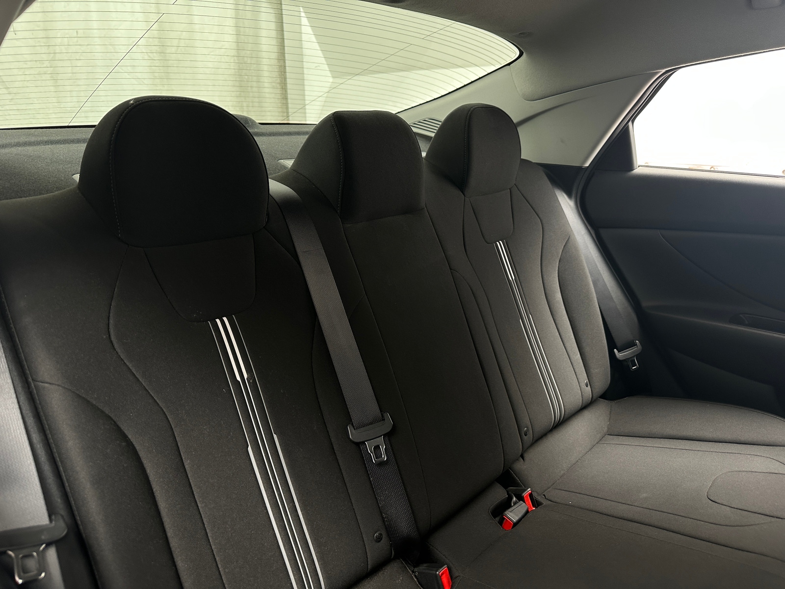 Thumbnail: 2022 Hyundai Elantra - 6