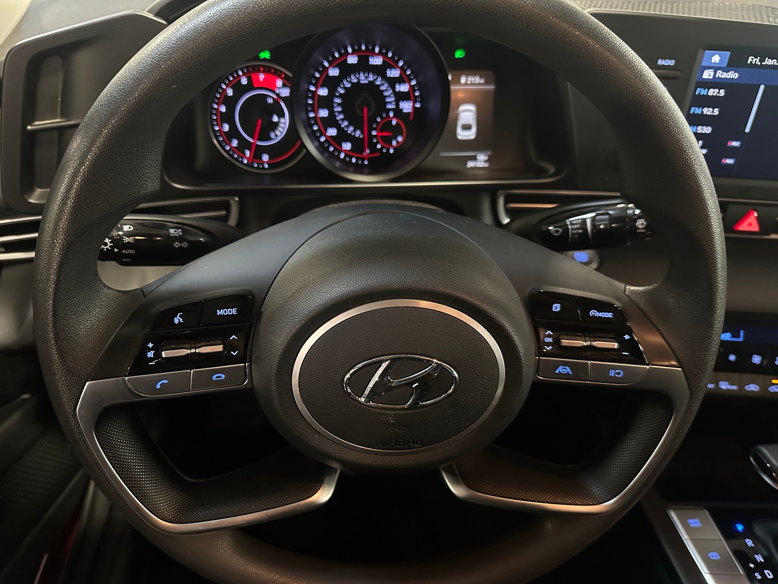 Thumbnail: 2022 Hyundai Elantra - 5