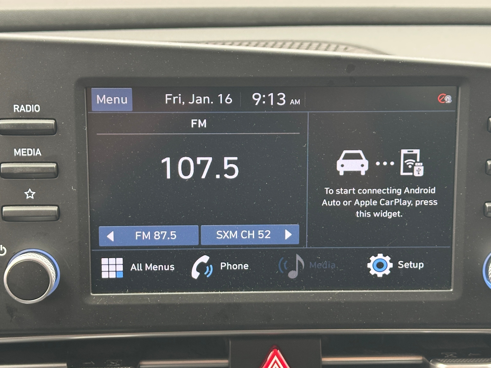 Thumbnail: 2022 Hyundai Elantra - 4