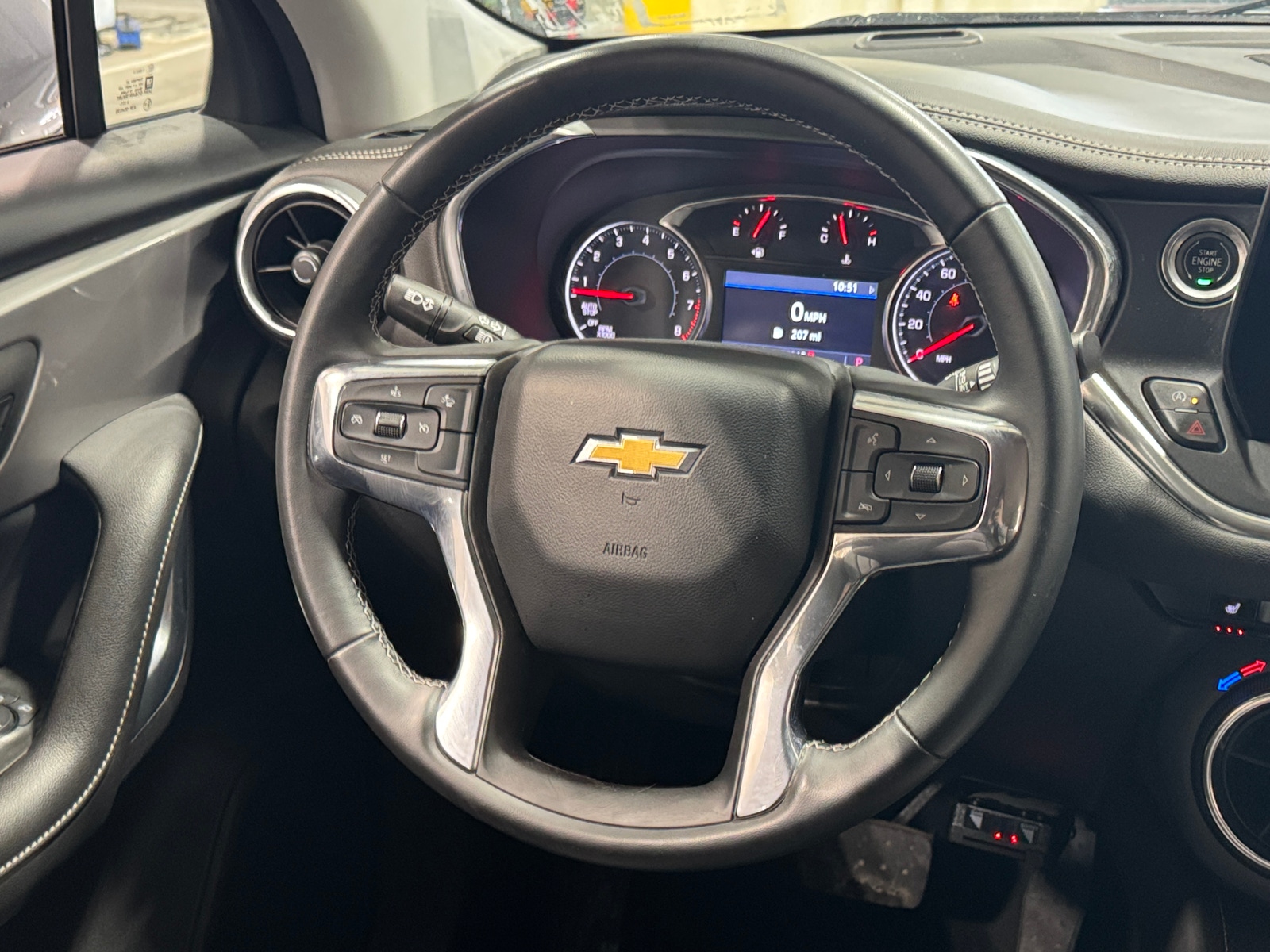 Thumbnail: 2023 Chevrolet Blazer - 4