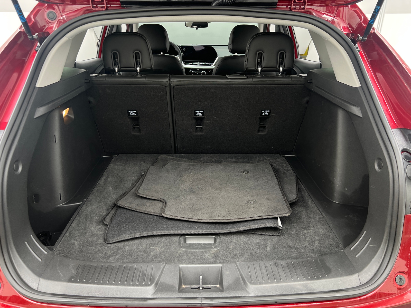 Thumbnail: 2025 Chevrolet Trax - 7