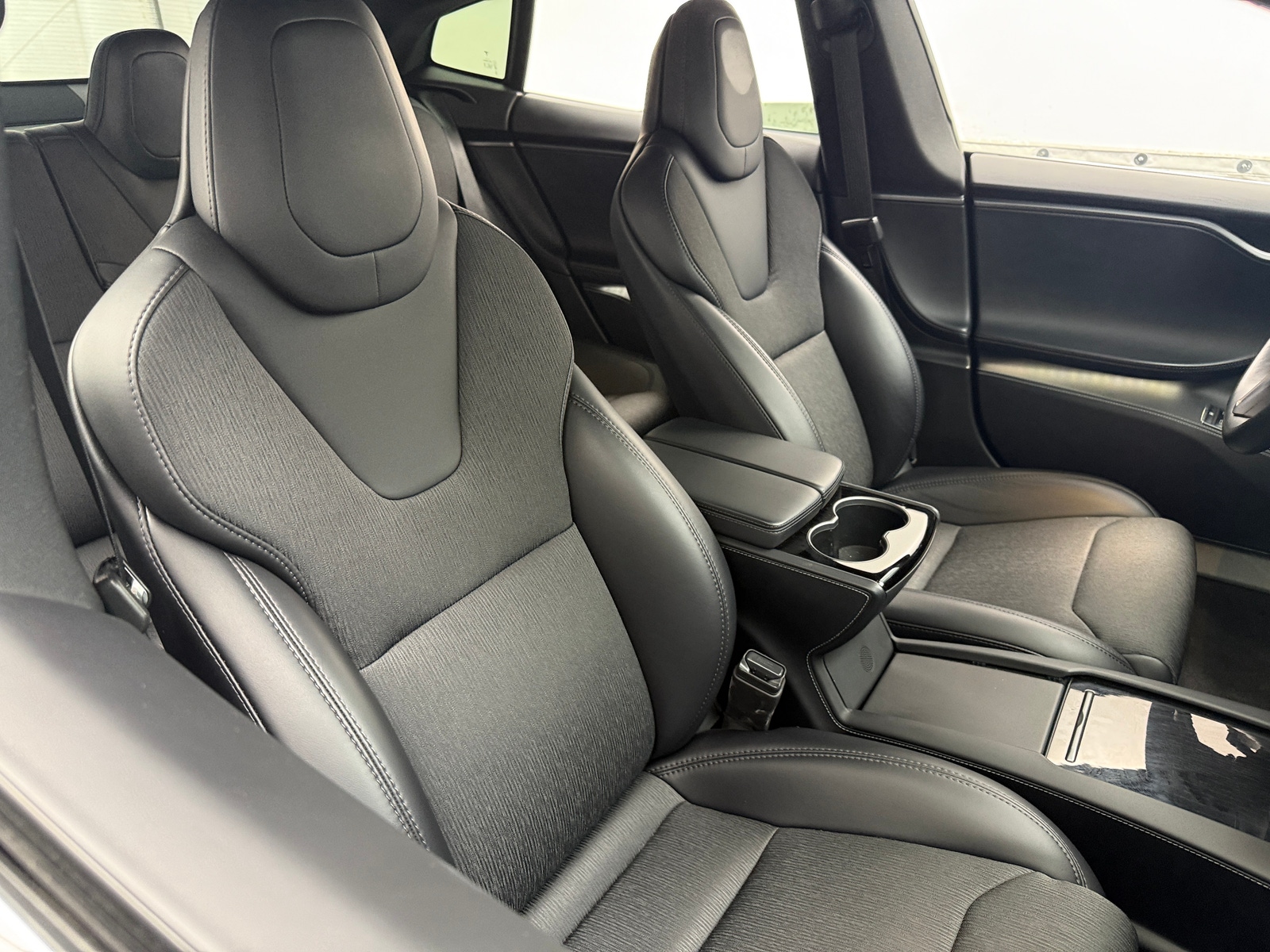 Thumbnail: 2018 Tesla Model S - 2