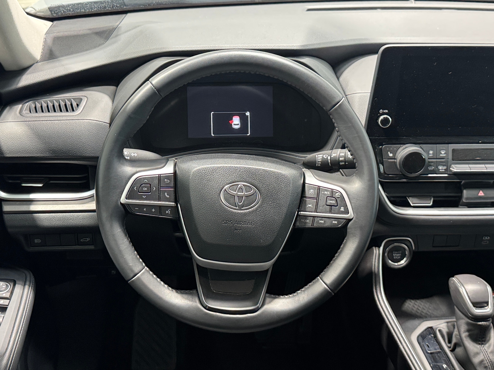 Thumbnail: 2025 Toyota Grand Highlander - 4