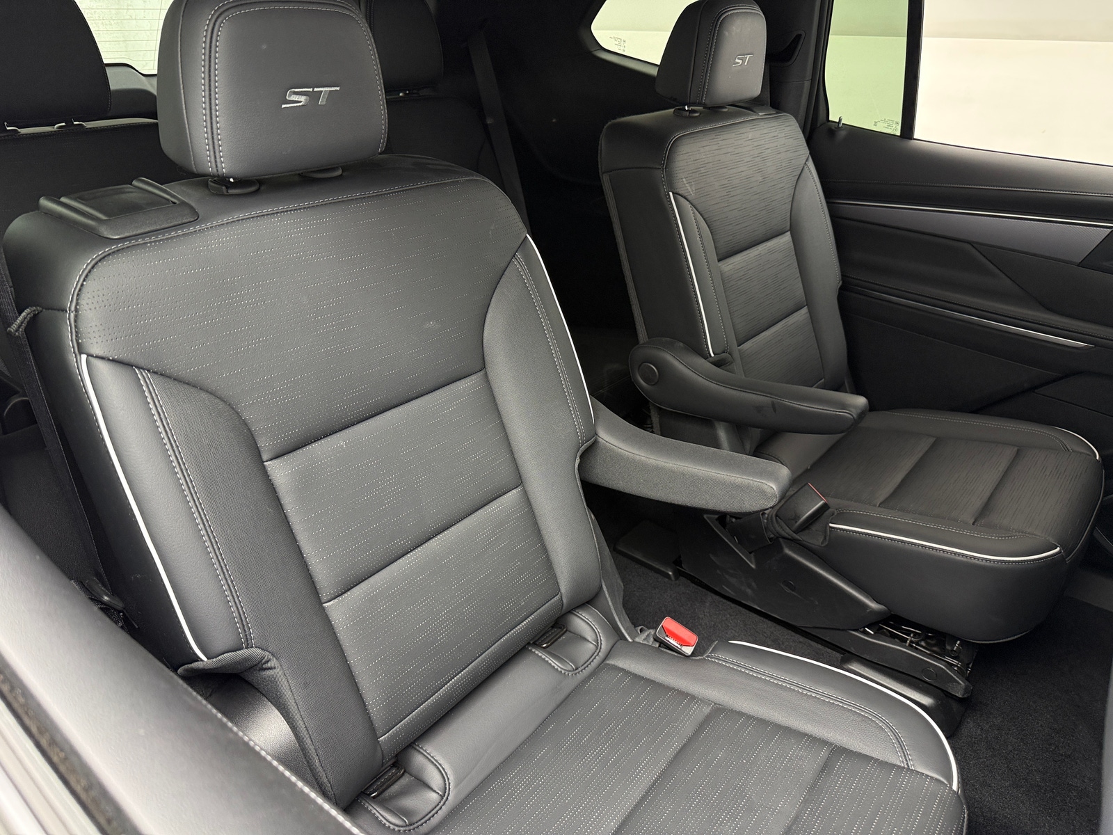 Thumbnail: 2025 Buick Enclave - 5