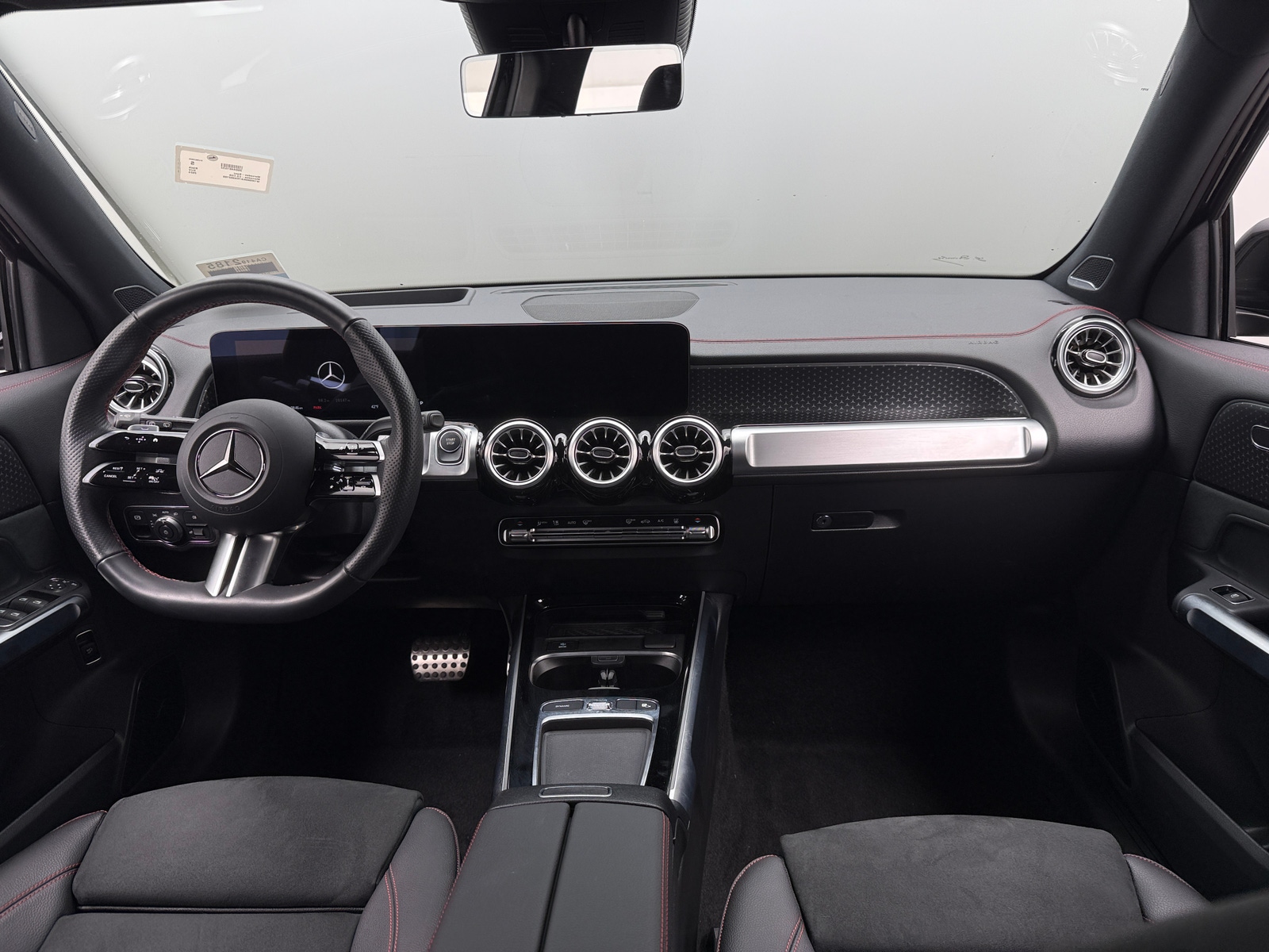 Thumbnail: 2024 Mercedes-Benz EQB - 2