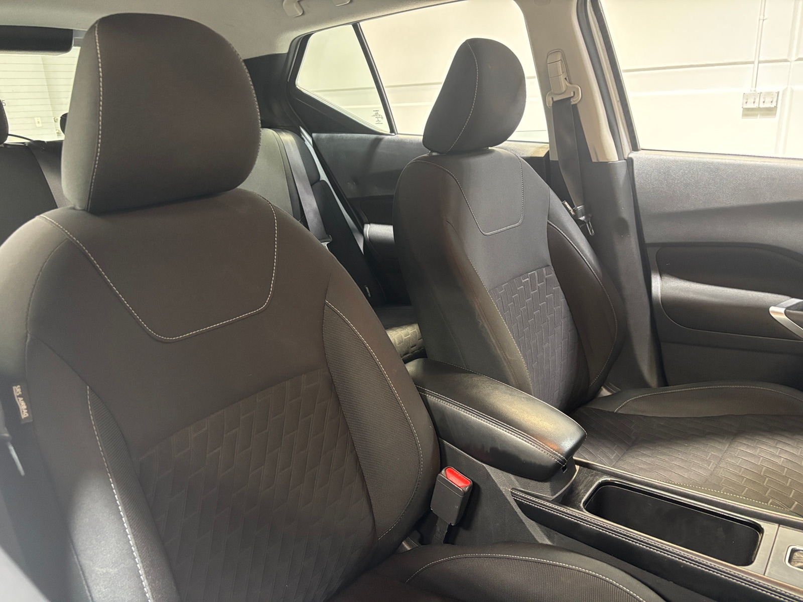 Thumbnail: 2021 Nissan Kicks - 2