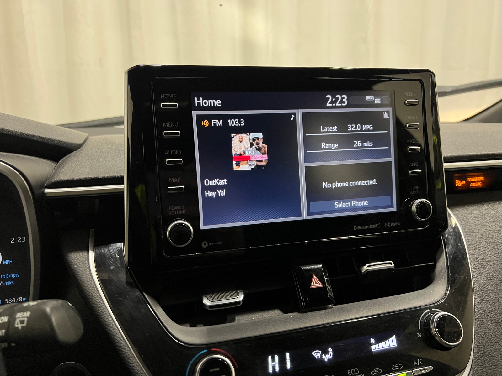 Thumbnail: 2022 Toyota Corolla - 4