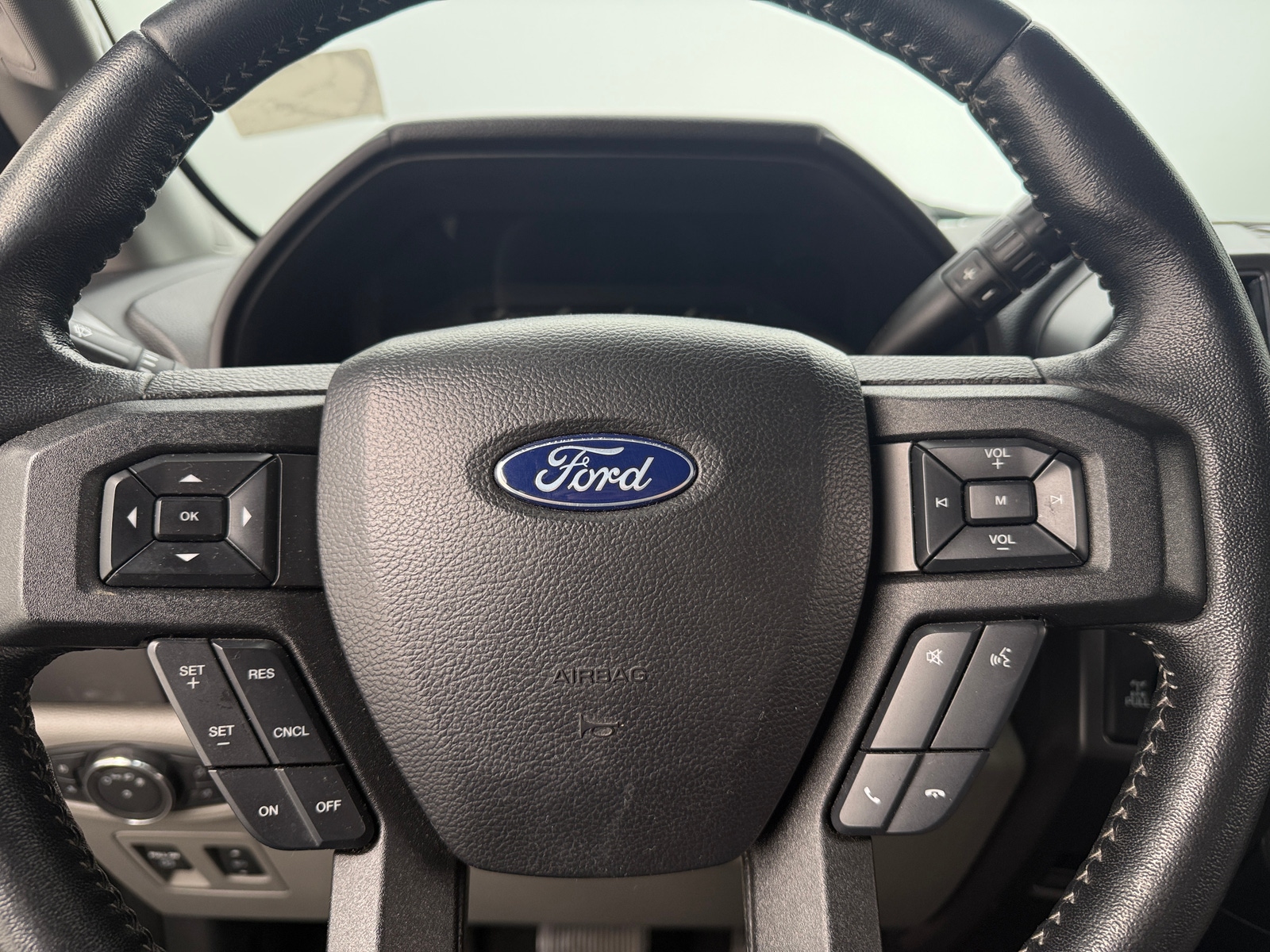 Thumbnail: 2018 Ford Econoline - 5