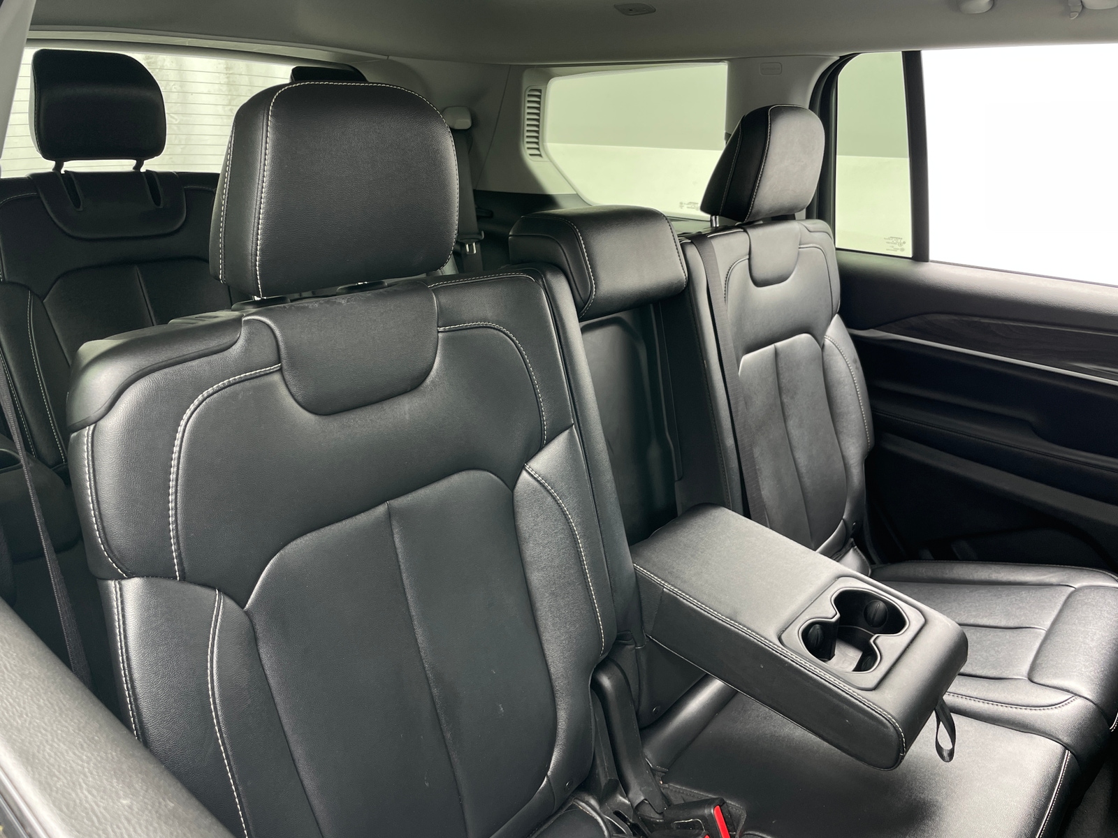 Thumbnail: 2023 Jeep Grand Cherokee L - 5