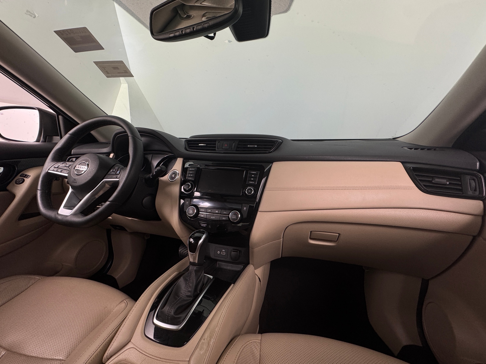 Thumbnail: 2019 Nissan Rogue - 2