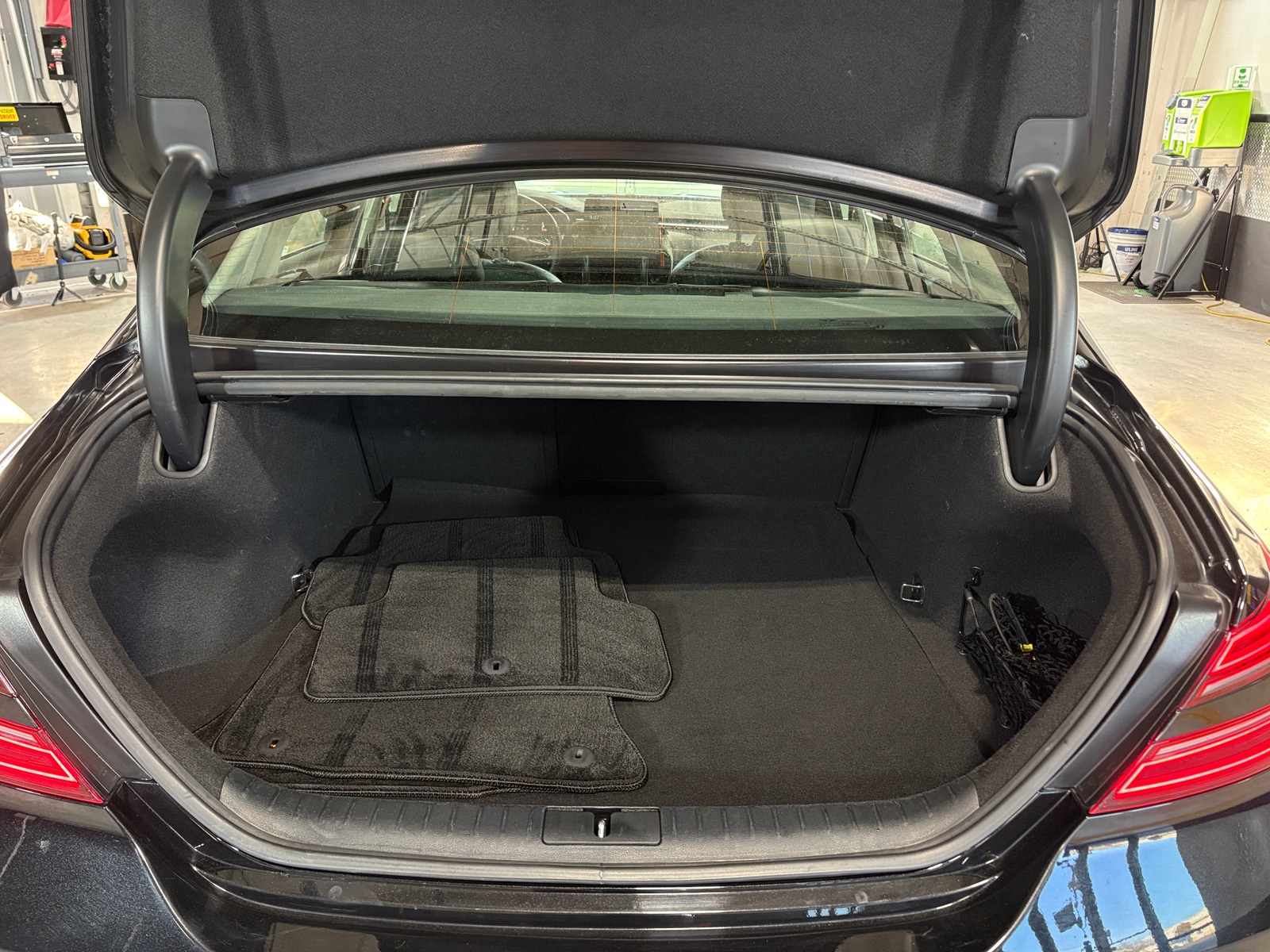 Thumbnail: 2025 Genesis G70 - 6