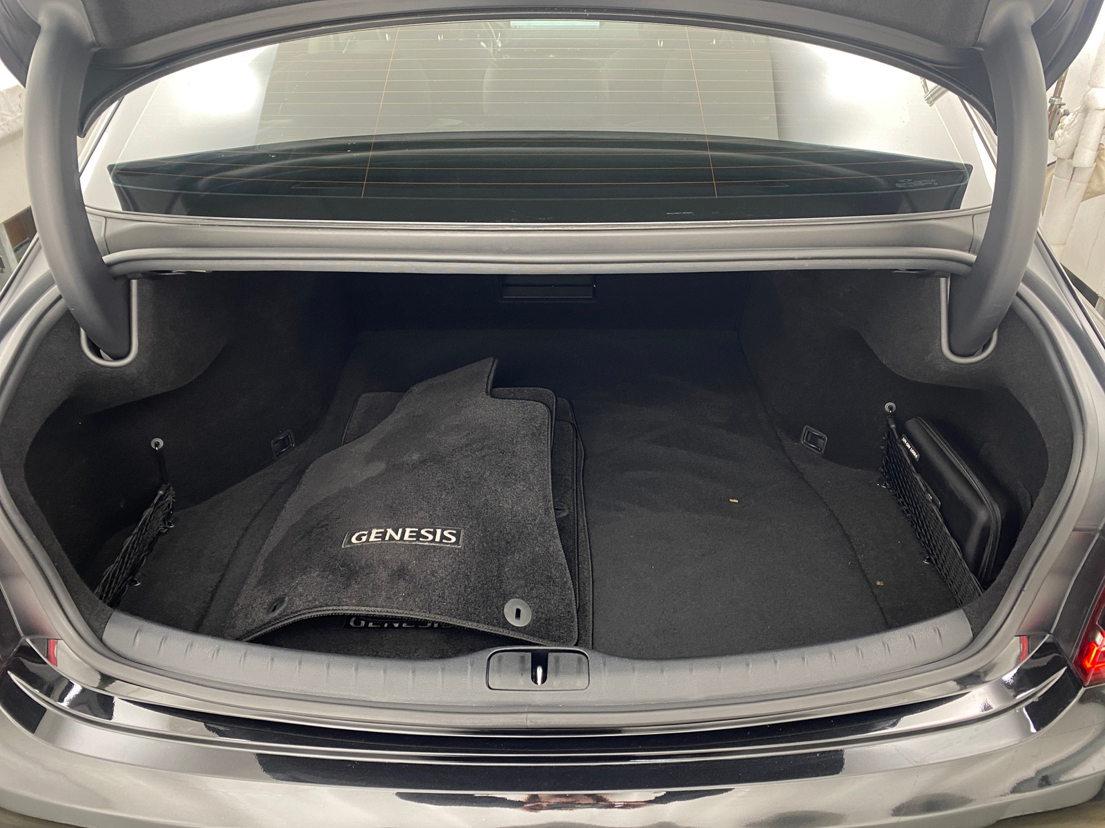 Thumbnail: 2021 Genesis G80 - 6