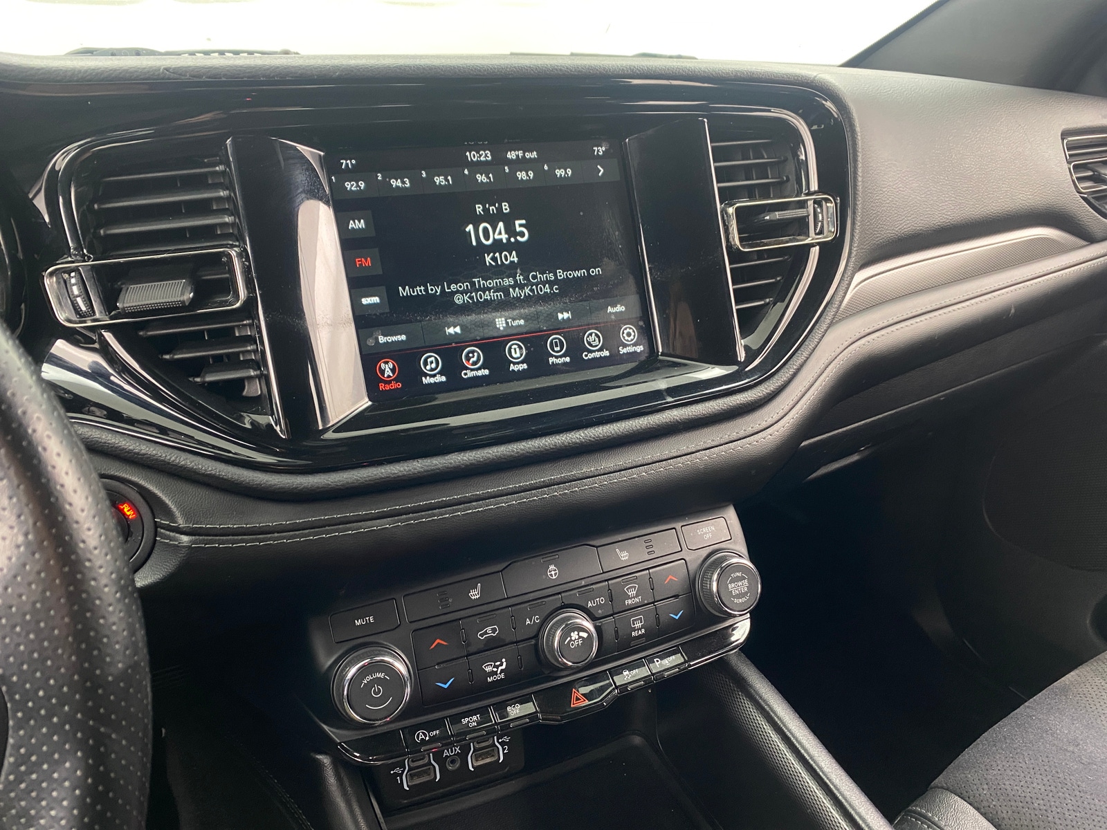 Thumbnail: 2021 Dodge Durango - 3