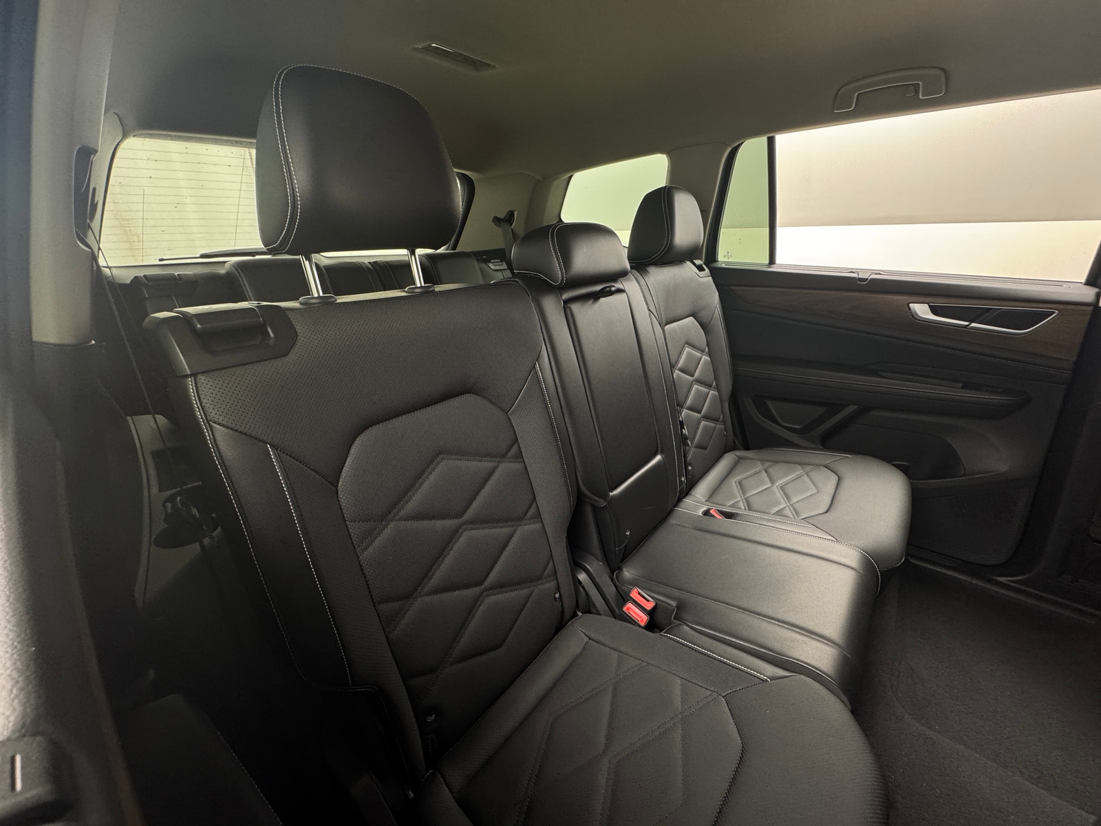 Thumbnail: 2024 Volkswagen Atlas - 5