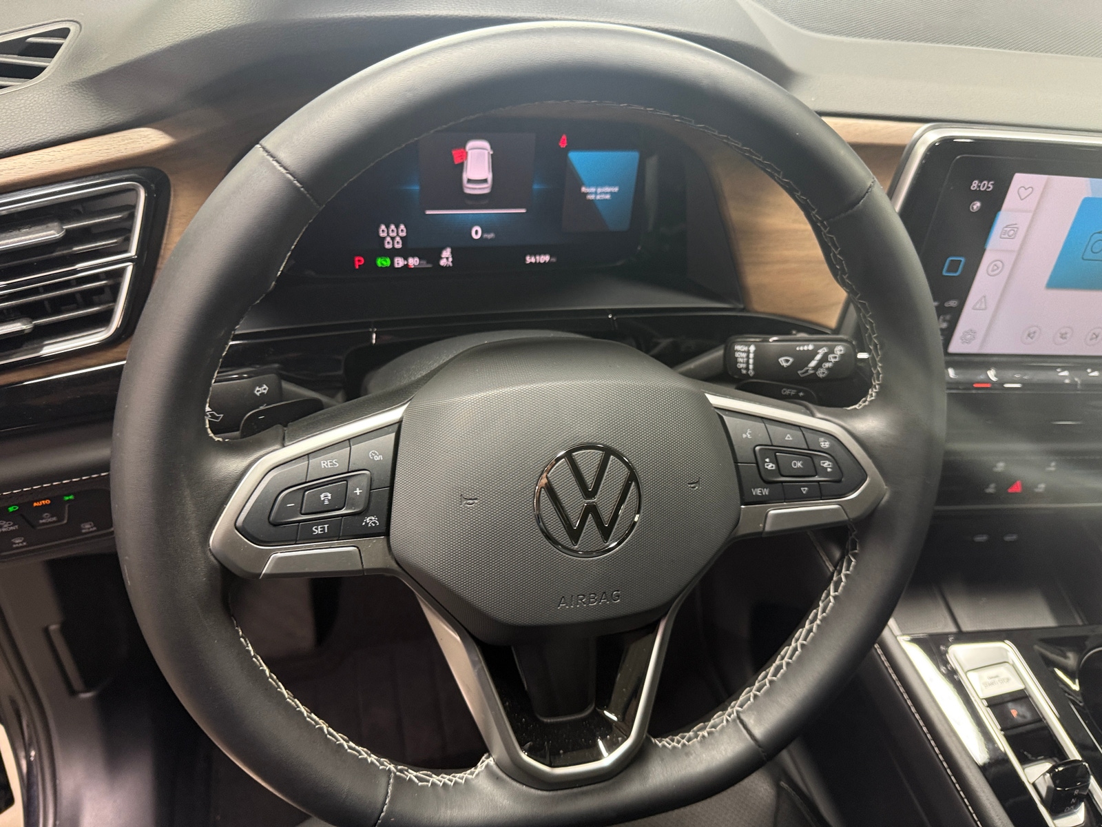 Thumbnail: 2024 Volkswagen Atlas - 4