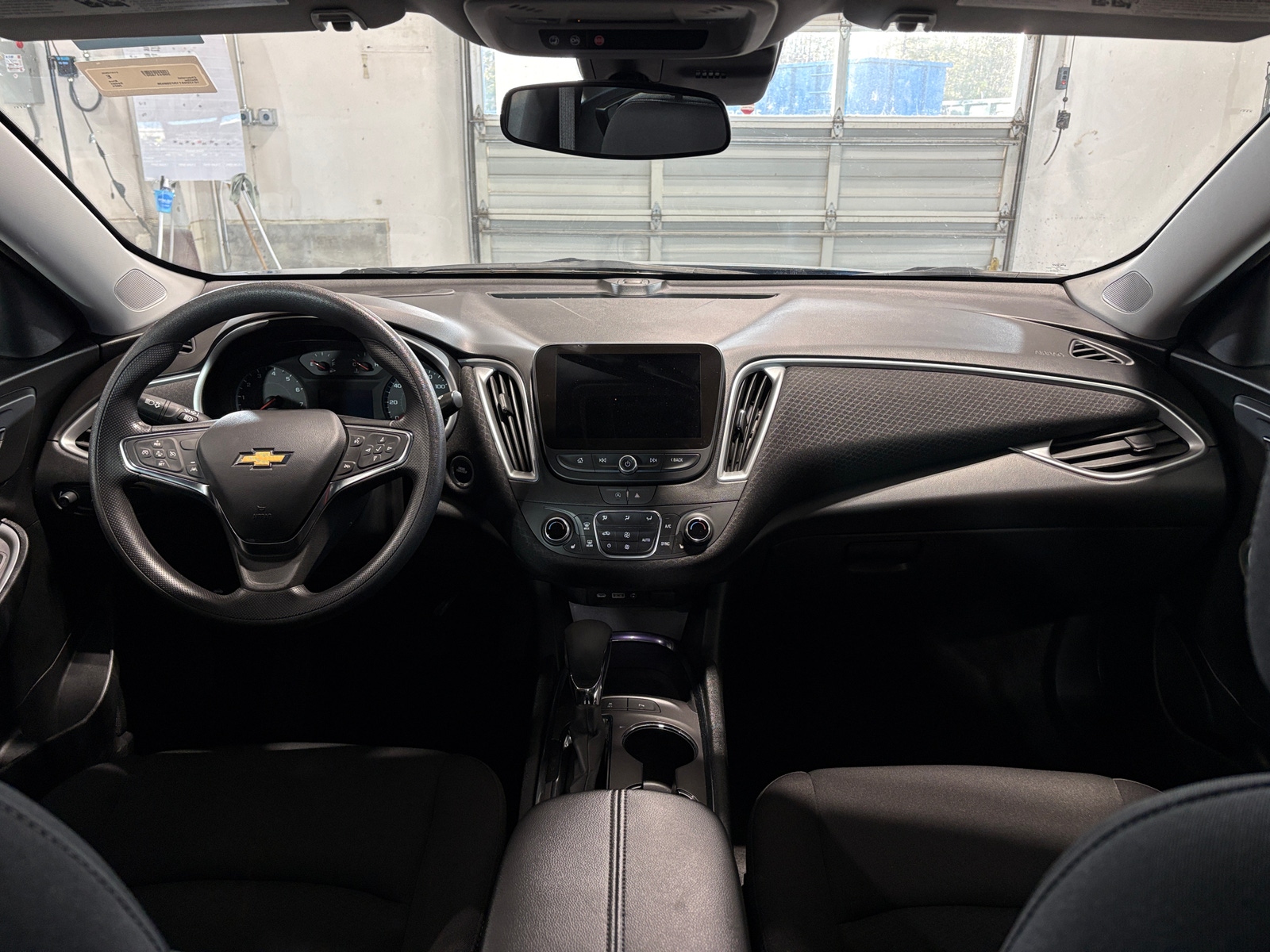 Thumbnail: 2024 Chevrolet Malibu - 3