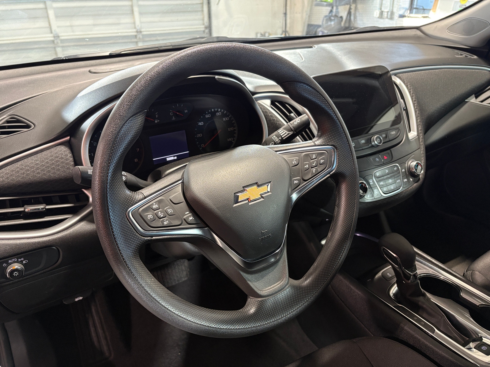 Thumbnail: 2024 Chevrolet Malibu - 5