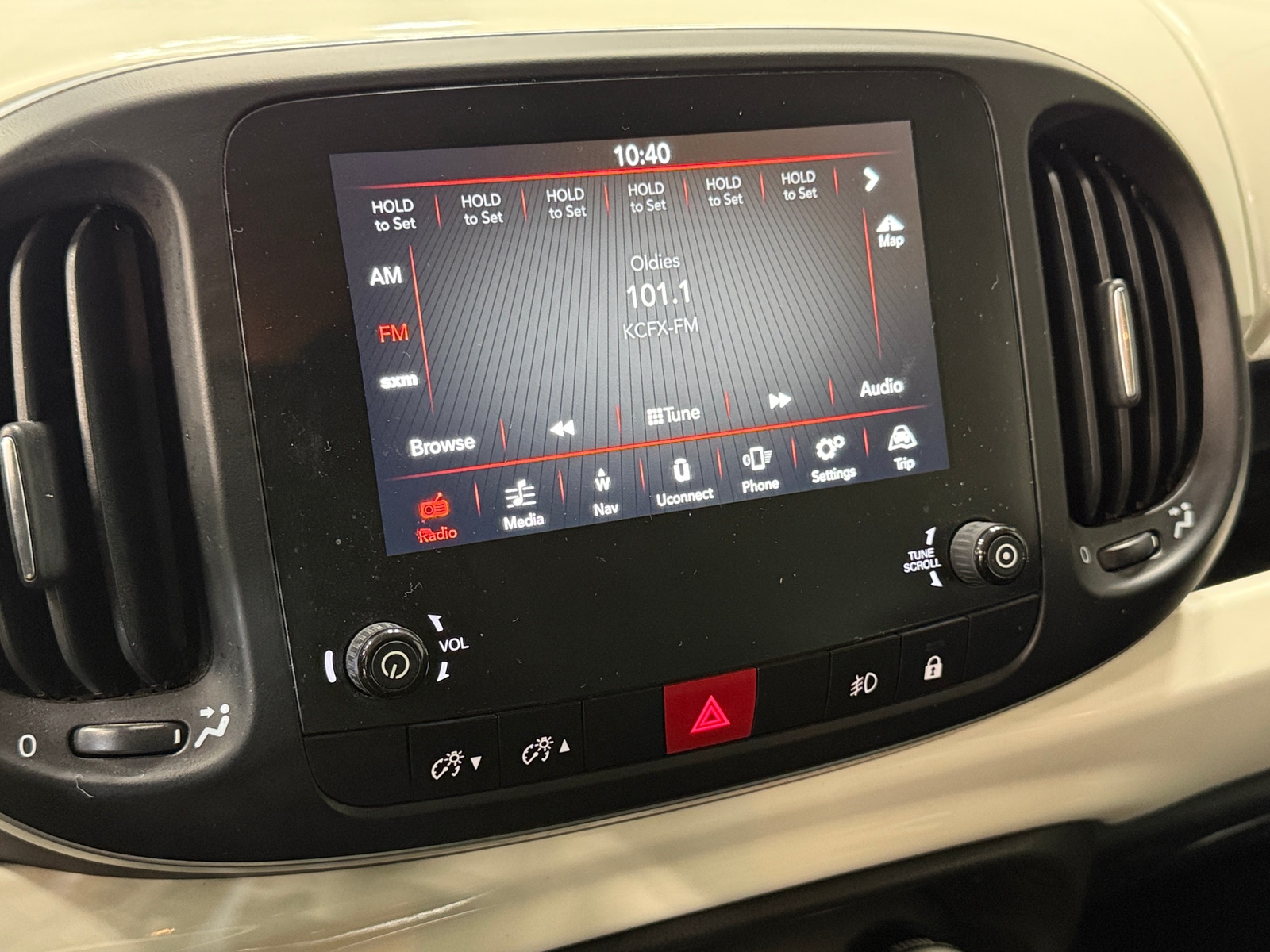 Thumbnail: 2019 Fiat 500L - 3