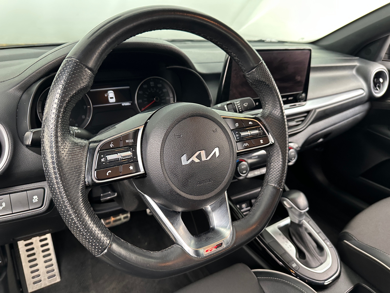 Thumbnail: 2023 Kia Forte - 5