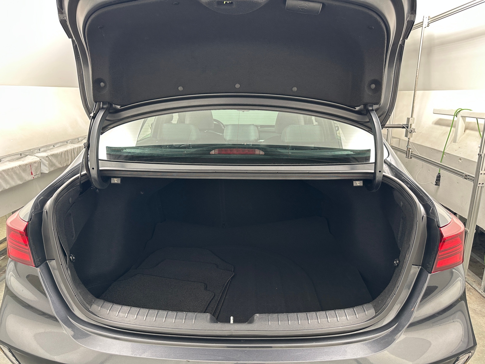 Thumbnail: 2023 Kia Forte - 7