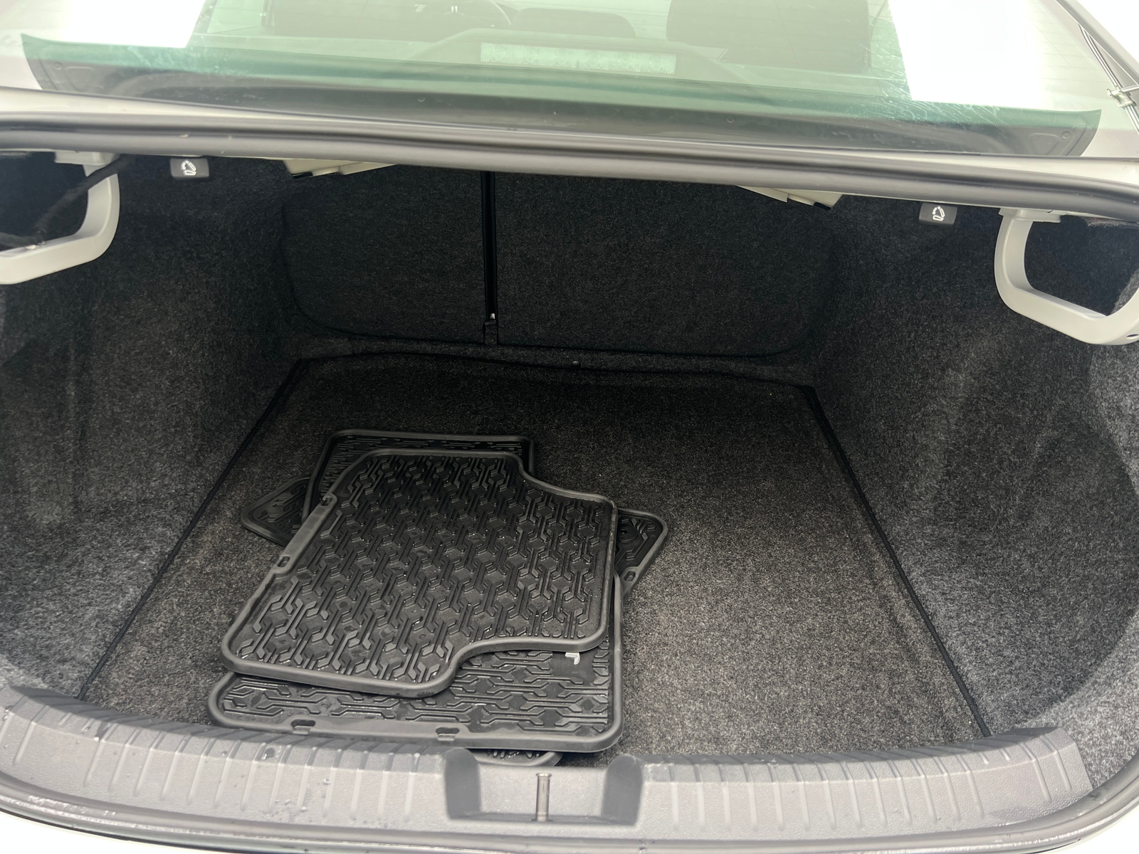 Thumbnail: 2023 Volkswagen Jetta - 7