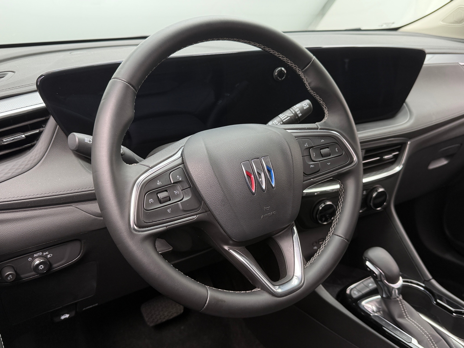 Thumbnail: 2025 Buick Encore GX - 5