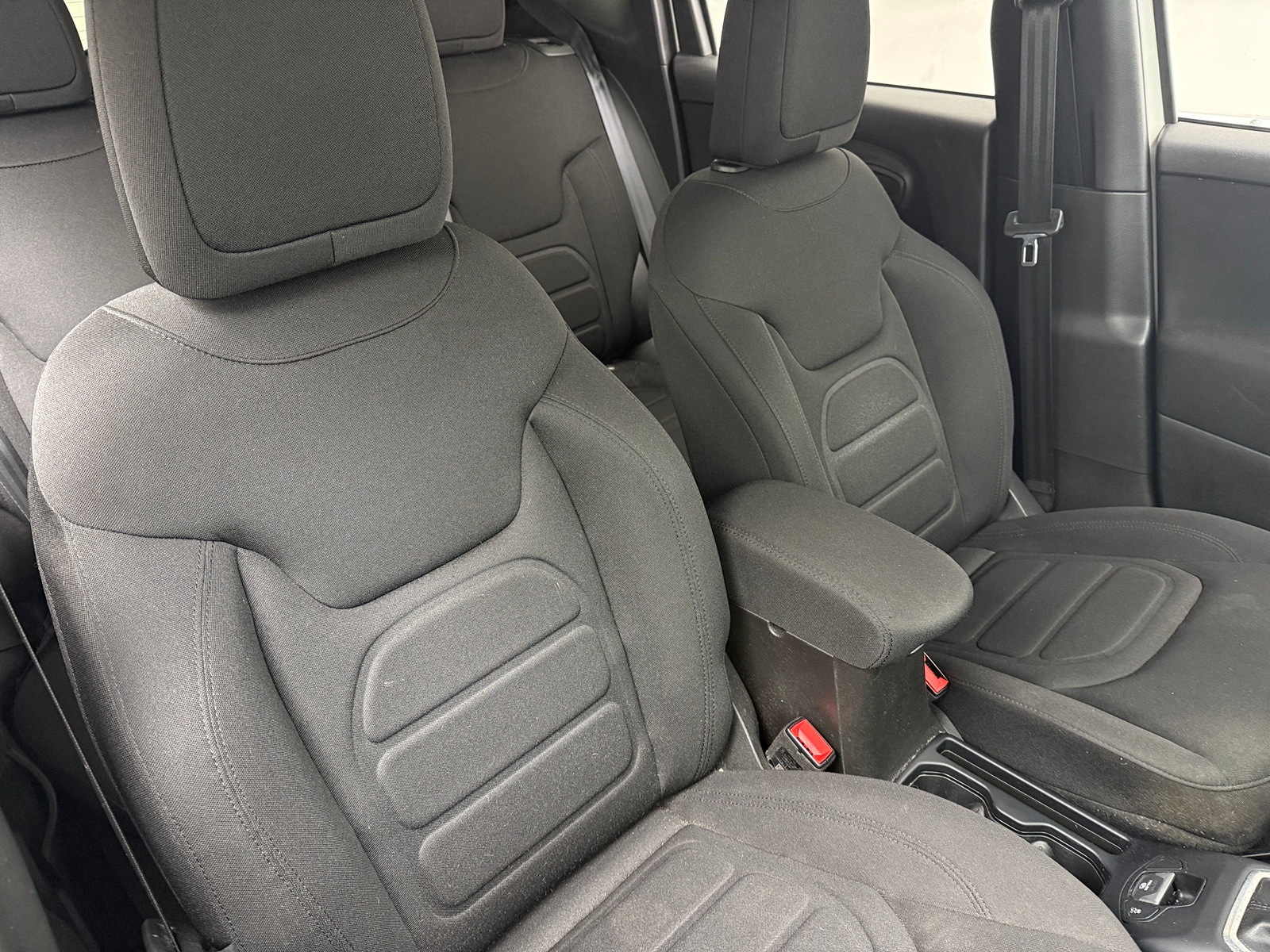 Thumbnail: 2020 Jeep Renegade - 2