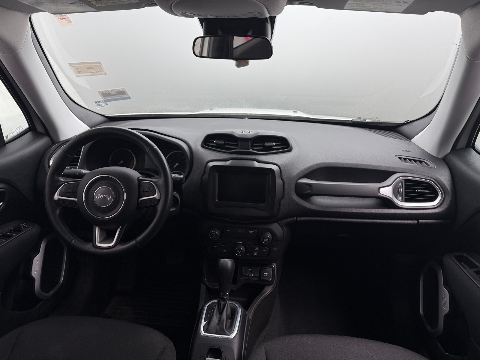 Thumbnail: 2020 Jeep Renegade - 3