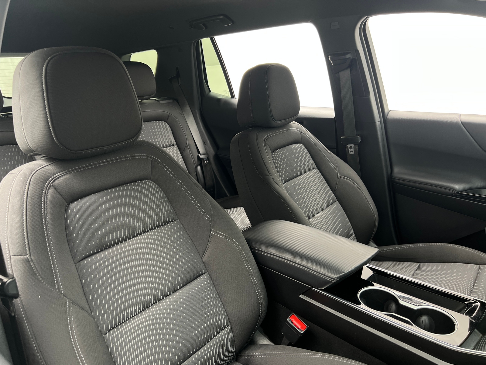 Thumbnail: 2025 Chevrolet Equinox - 2