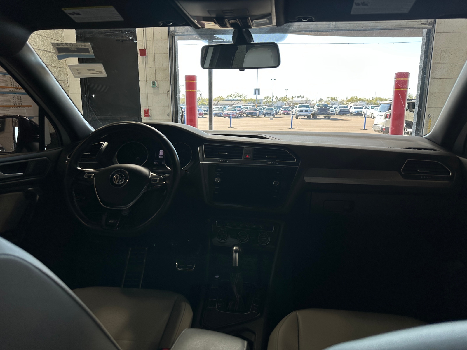 Thumbnail: 2021 Volkswagen Tiguan - 2