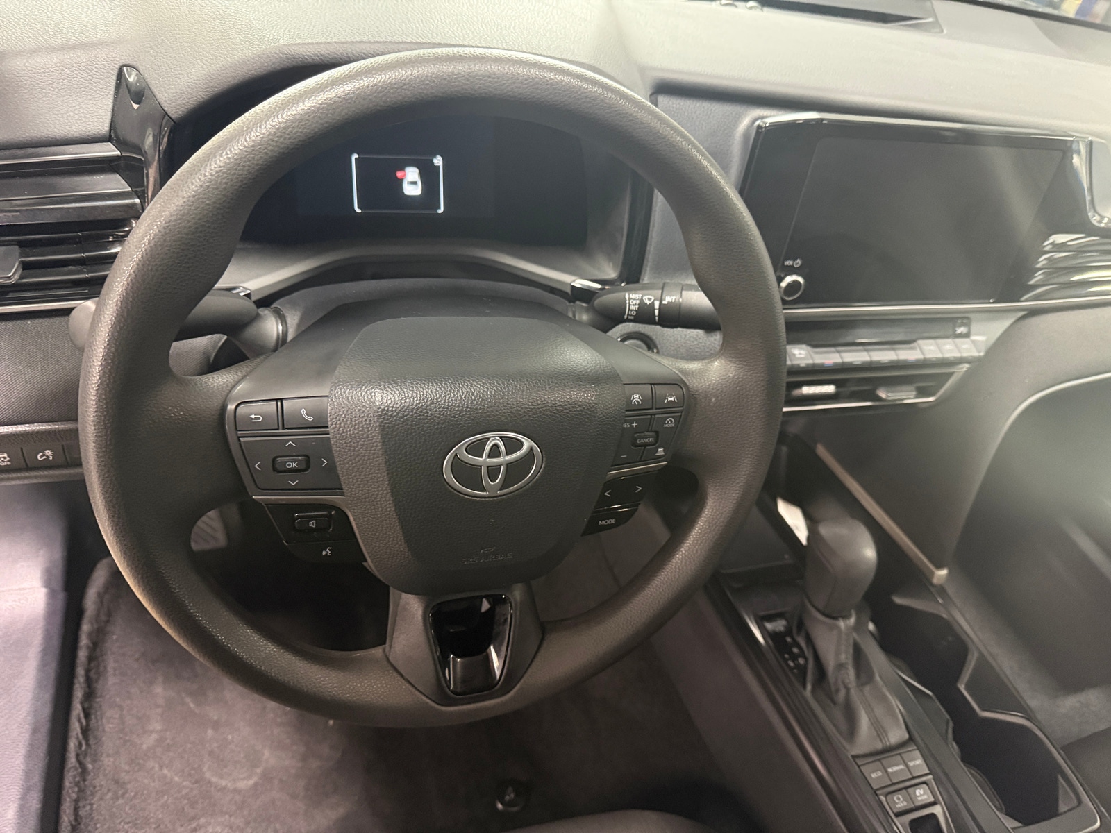 Thumbnail: 2025 Toyota Camry - 5