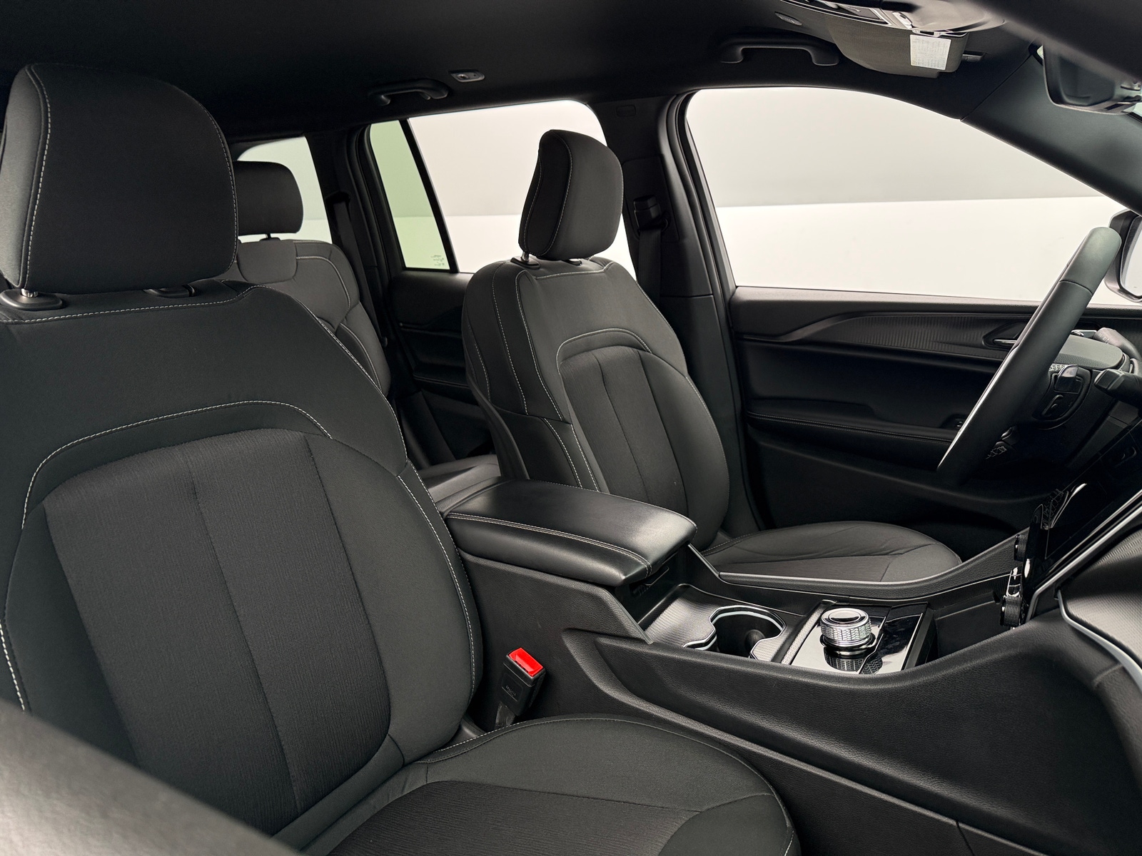 Thumbnail: 2025 Jeep Grand Cherokee - 2